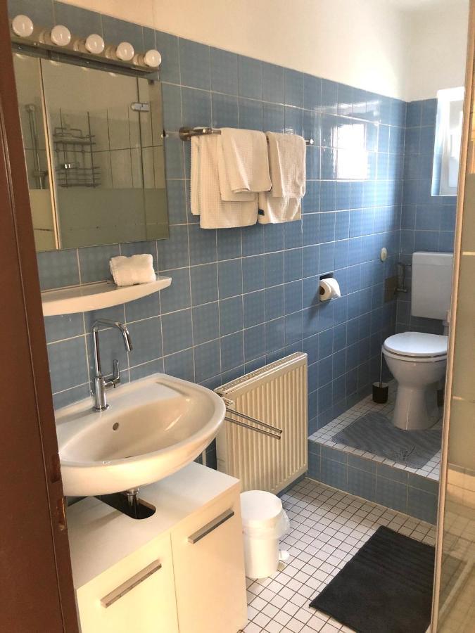 Ferienwohnung Appartement In Rheinbrohl Exteriör bild